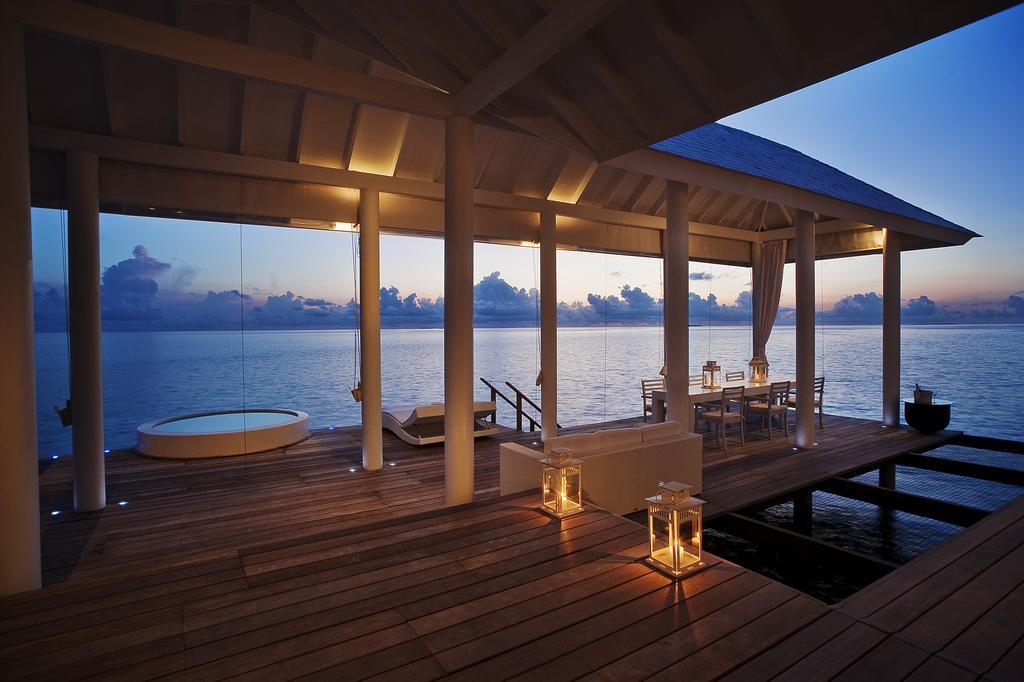 Diamonds Athuruga Maldives Resort & Spa Dış mekan fotoğraf